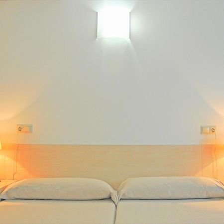 Residencia Universitaria Resa Sant Jordi タラゴナ エクステリア 写真