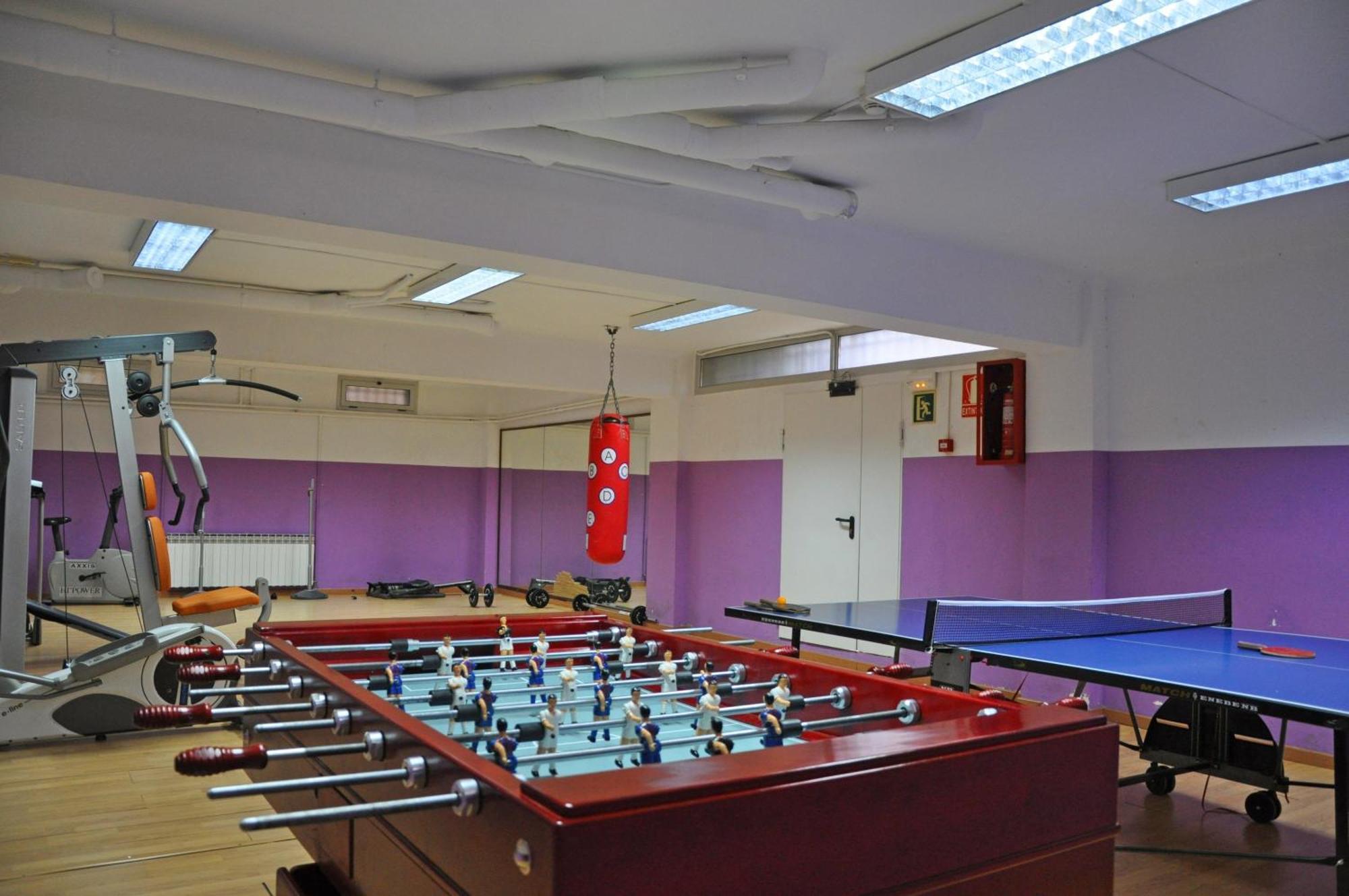 Residencia Universitaria Resa Sant Jordi タラゴナ エクステリア 写真