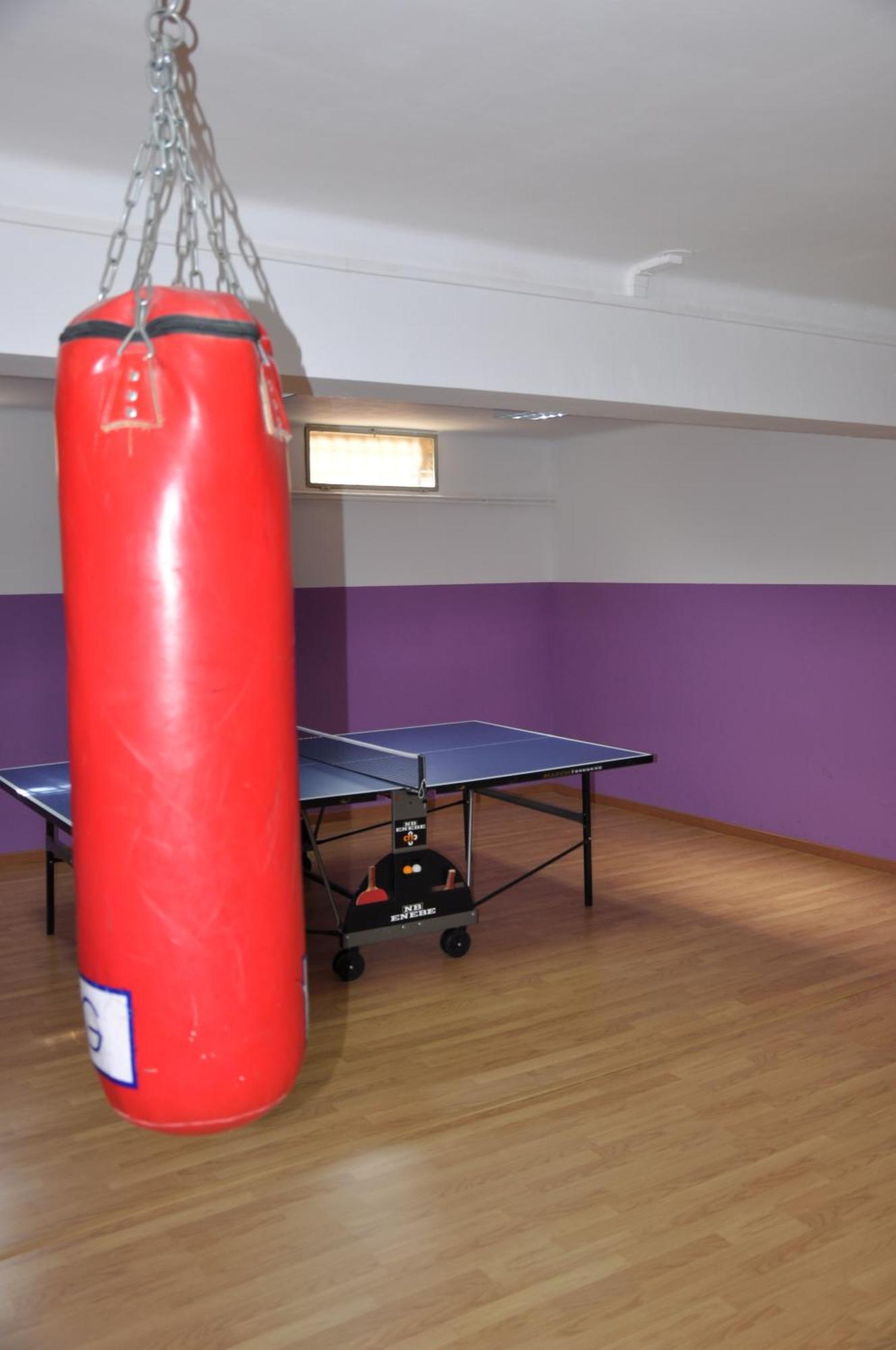 Residencia Universitaria Resa Sant Jordi タラゴナ エクステリア 写真