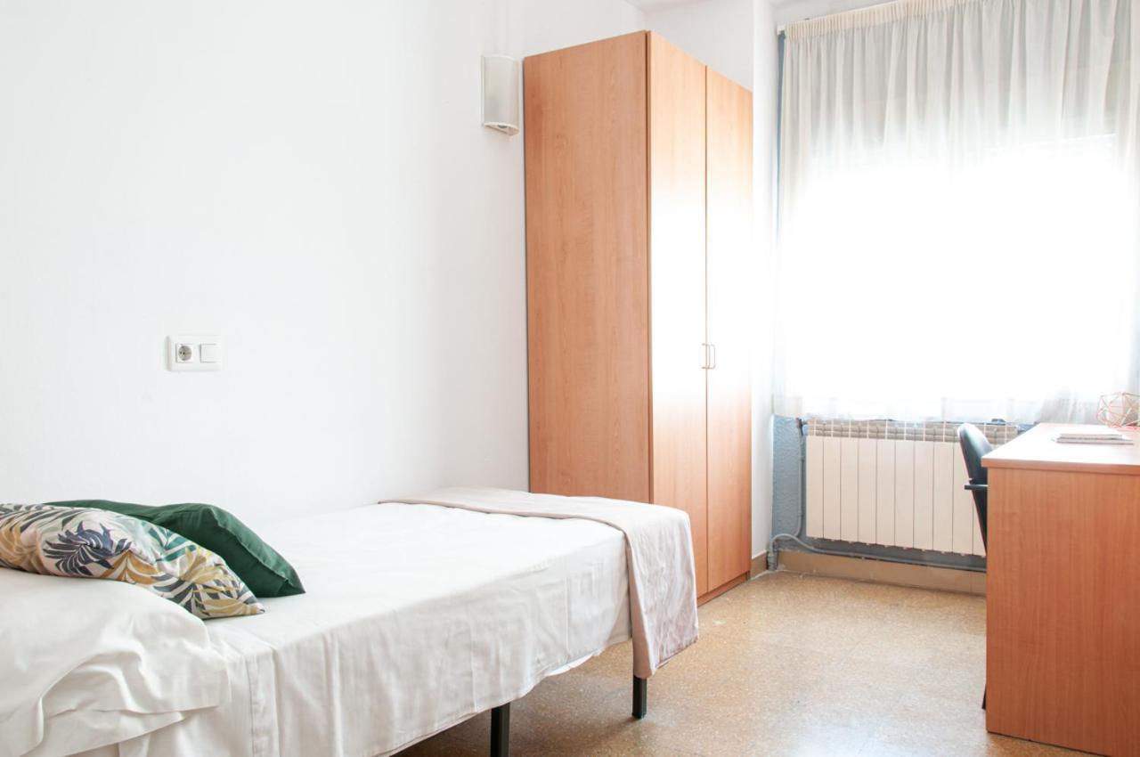 Residencia Universitaria Resa Sant Jordi タラゴナ エクステリア 写真