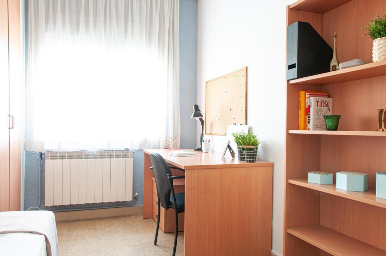 Residencia Universitaria Resa Sant Jordi タラゴナ エクステリア 写真
