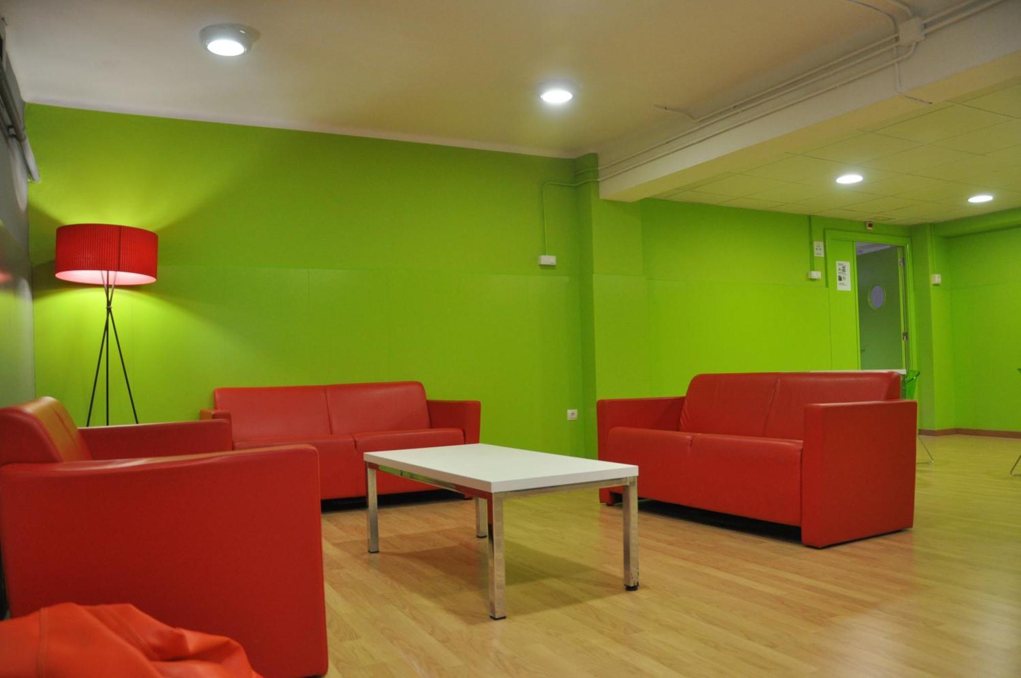 Residencia Universitaria Resa Sant Jordi タラゴナ エクステリア 写真